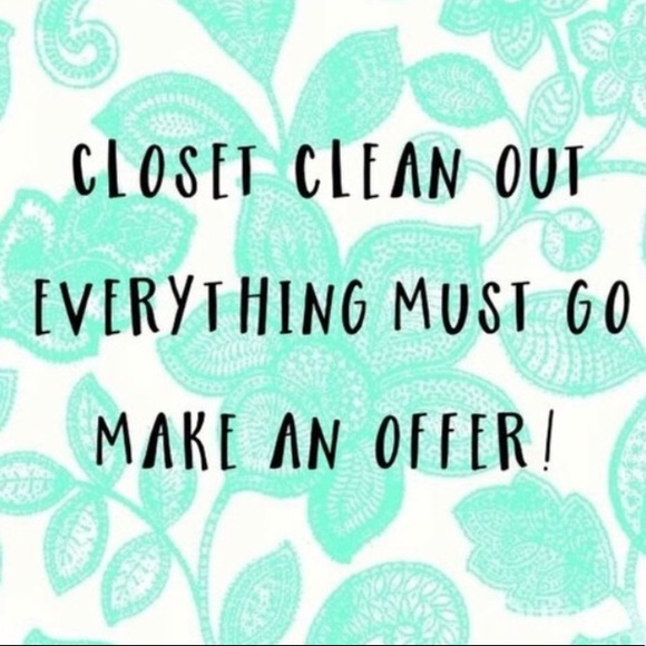〰️🍃CLEAR OUT SALE🍃〰️ - Picture 1 of 1